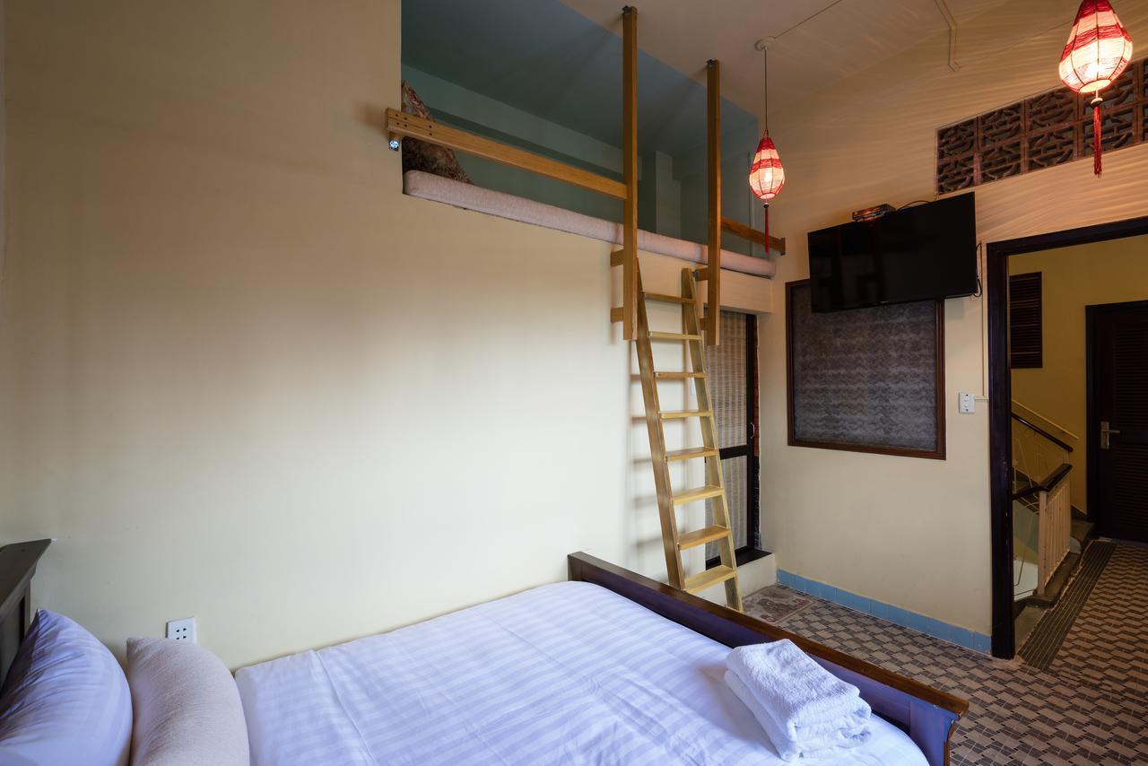 The Red House Bed & Breakfast Ho Chi Minh City Exterior photo